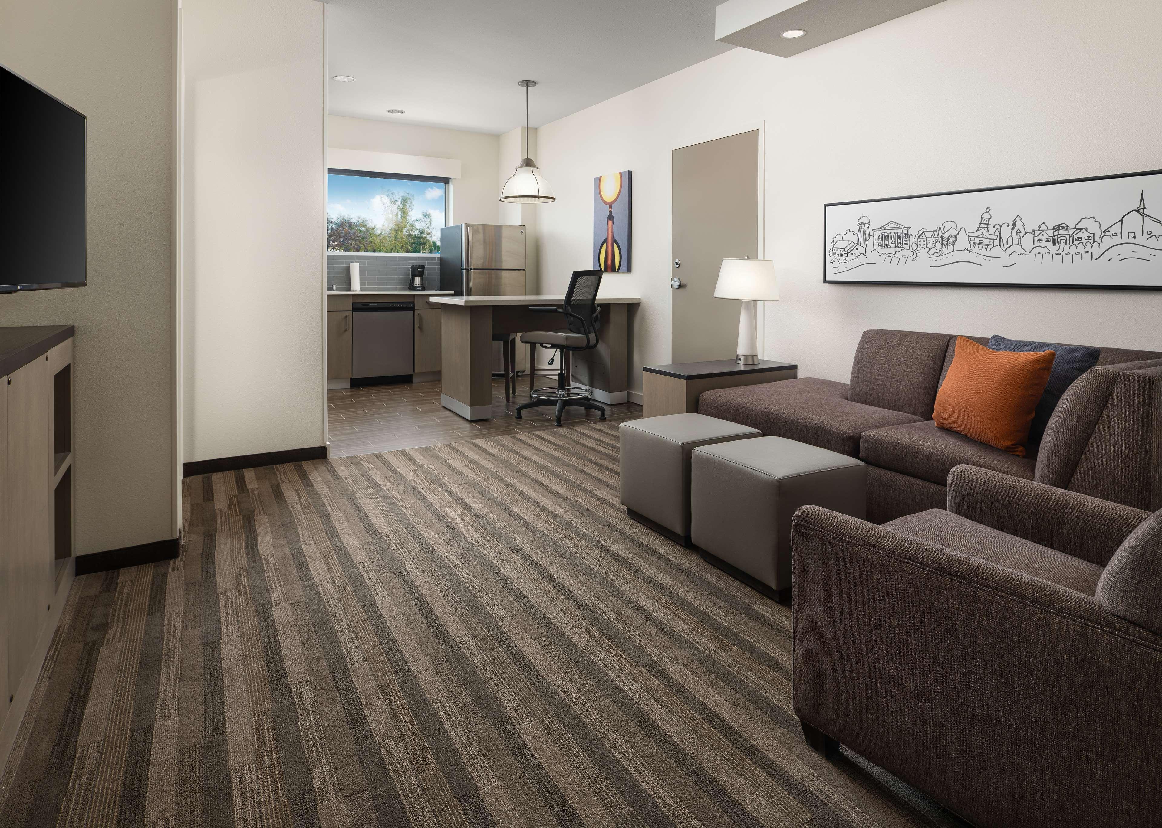Hyatt House San Jose Airport Hotel Exterior photo